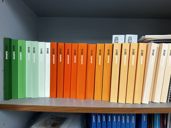 Imprenta Torcal Publicita tu empresa con tarjetas de visita, flyers, trípticos, folletos, cartelera, adhesivos, etiquetas, circulares, revistas, libros, calendarios…
