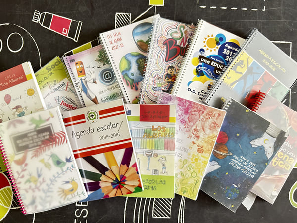 Imprenta Torcal Publicita tu empresa con tarjetas de visita, flyers, trípticos, folletos, cartelera, adhesivos, etiquetas, circulares, revistas, libros, calendarios…
